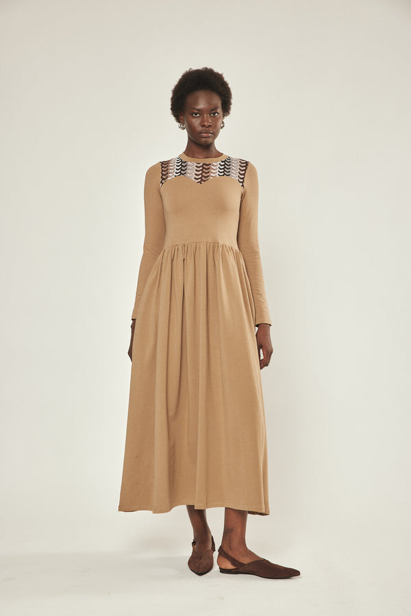 🧣Winter 2024/2025 -Lady dress- desert vibes- Stylish light Brown Maxi Dress with crochet Detail