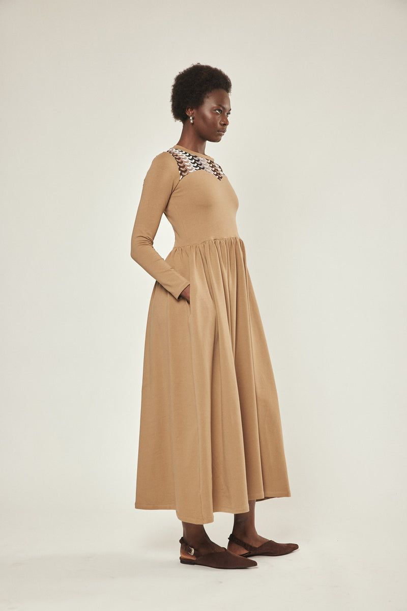 🧣Winter 2024/2025 -Lady dress- desert vibes- Stylish light Brown Maxi Dress with crochet Detail