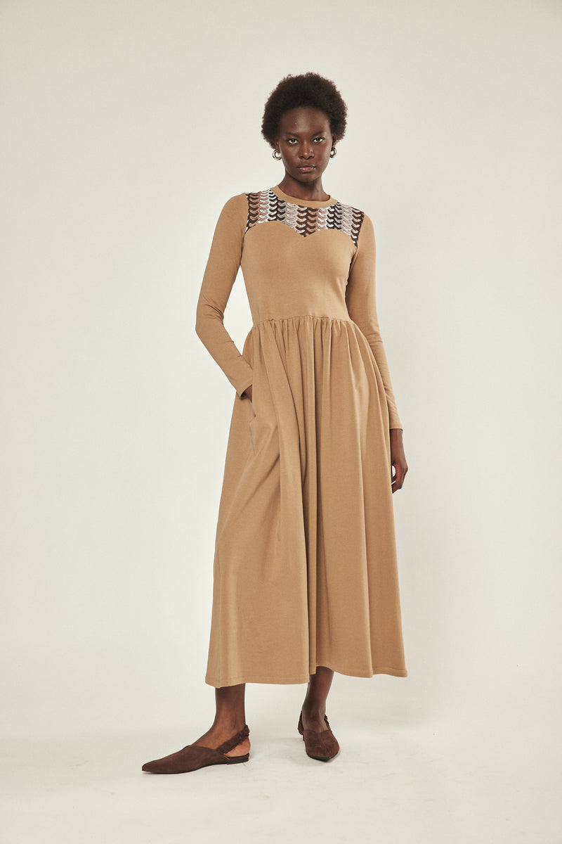 🧣Winter 2024/2025 -Lady dress- desert vibes- Stylish light Brown Maxi Dress with crochet Detail